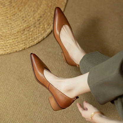Helen Classic Pumps