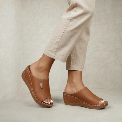 Stephanie | Airy Daily Orthopedic Sandals